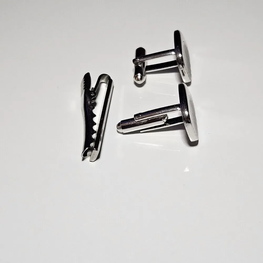 Vintage Silver Tone Textured Tie Clip And Cufflinks